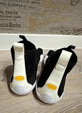 Мужская повседневная обувь vibram fivefingers v-neop | barefoot casual для ежедневного ношения и комфорта. eur 43 5