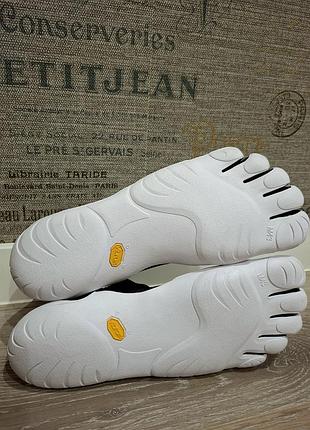 Мужская повседневная обувь vibram fivefingers v-neop | barefoot casual для ежедневного ношения и комфорта. eur 43 9