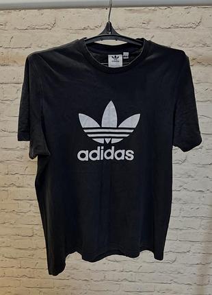 Футболка adidas