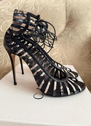 Босоніжки casadei