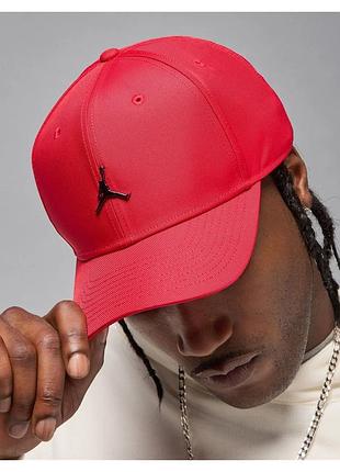 Кепка унісекс air jordan rise structured metal jumpman hat red hm5750-687
