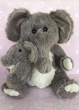 М'яка іграшка слоник з слоненям в лапках фірми with snuggles
