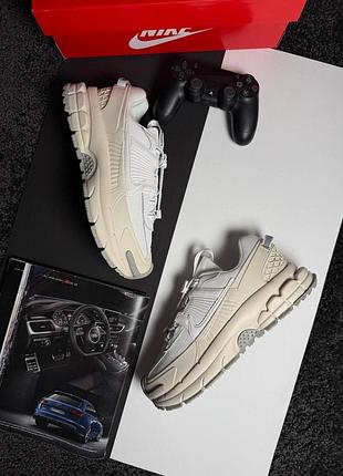 Чоловічі кросівки nike zoom vomero roam beige white