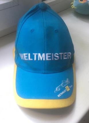 Продам коллекционную кепку renault f1 team weltmeister 2005 (оригинал)