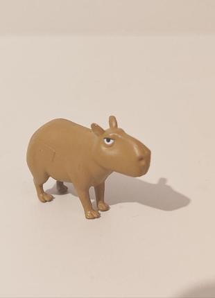Chispi disney encanto antonio capybara pvc toy playset figure 1 3/4"