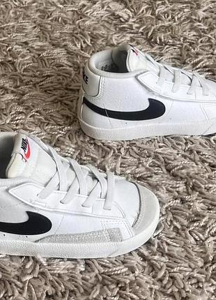 Дитячі кросівки «nike blazer mid 77 білі  pозмір 28,5 ,устілка 18см