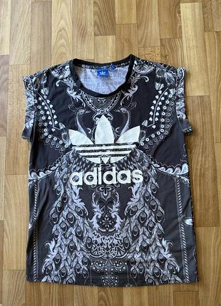 Футболка трикотажна adidas оригінал розміру с/м