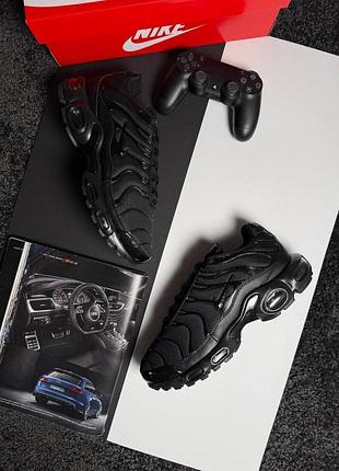 Чоловічі кросівки nike air max plus all black