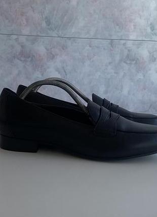 Clarks жіночі шкіряні лофери чорного кольору оригінал 41 розмір