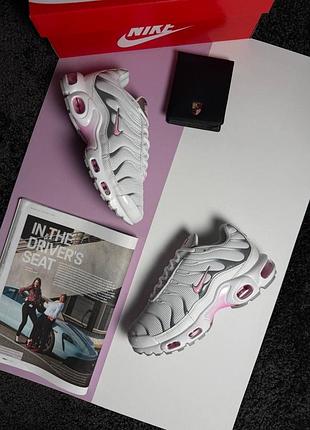 Жіночі кросівки nike air max plus white metallic pink