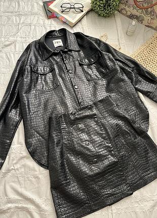 Стильний комплект одягу від бренду zara