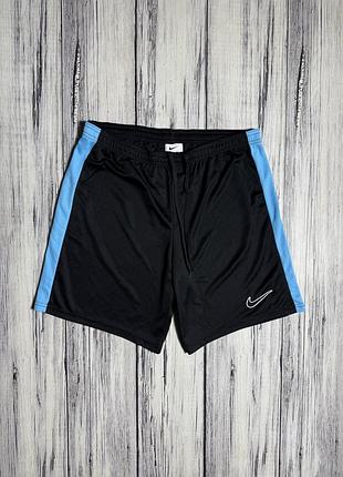 Nike футбольные шорты оригинал размер l