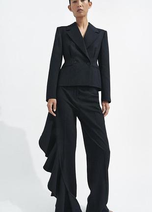 Нові шикарні брюки з воланом zara в розмірі xs-s