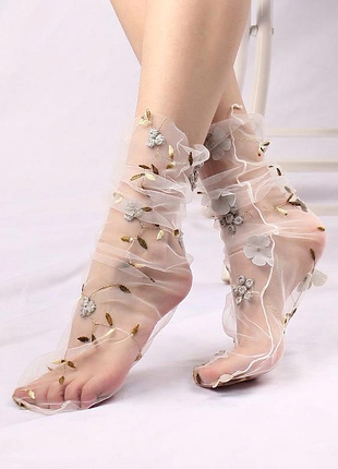 Новые прозрачные носки с вышивкой цветы