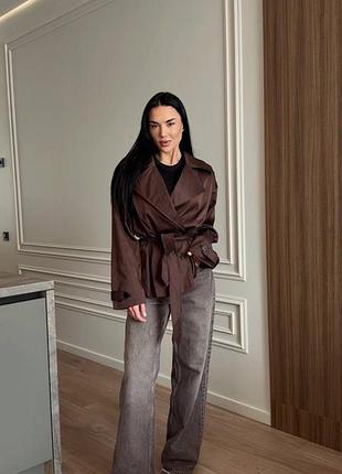 Жіночий тренч