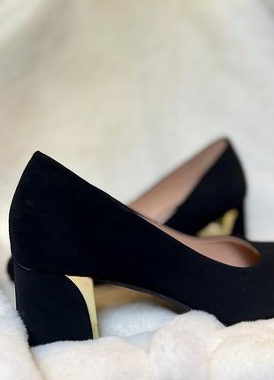 Жіночі туфлі🖤💛👠