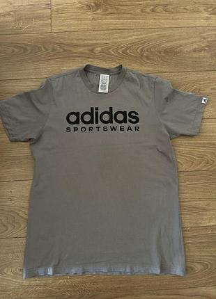 Чоловіча футболка розмір -m.adidas
