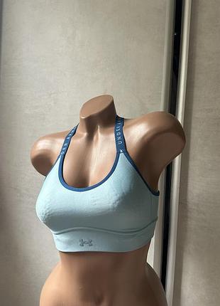 Спортивний топ under armour