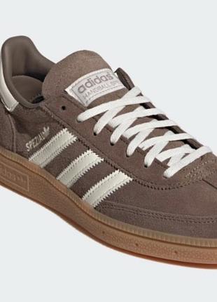 Adidas handball spezial взуття