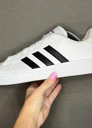 Кроссовки adidas 45 р