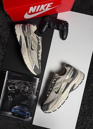 Чоловічі кросівки nike initiator beige grey