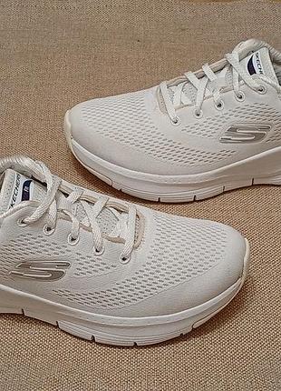 Кросівки жіночі skechers 38 25 см