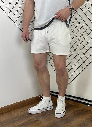 Білі короткі шорти boohooman