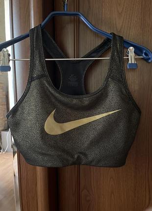 Оригінальний топ nike