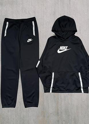 Оригінальний костюм nike dd8552-010 на 11/13 років