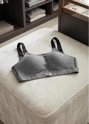 Жіночій топ under armour