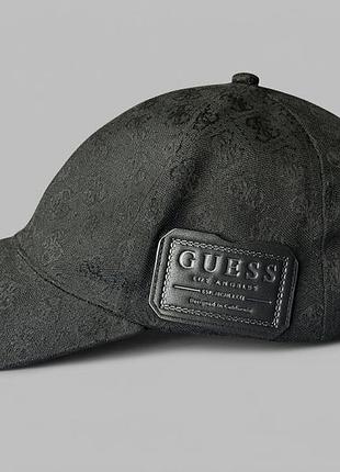 Кепка guess чорна унісекс