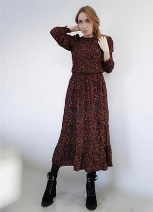 Стильна міді віскозна сукня fit&flare, m