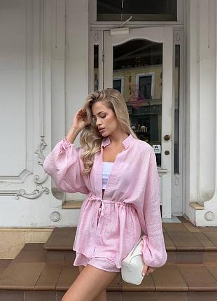 Легкий жіночий костюм з шортами