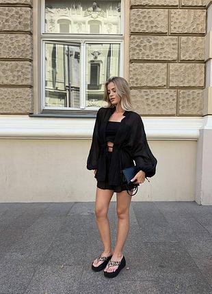 Літній жіночий костюм з шортами