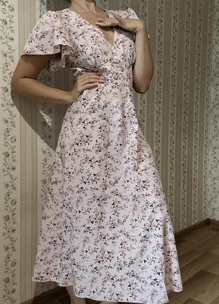 Ніжна сукня🌸