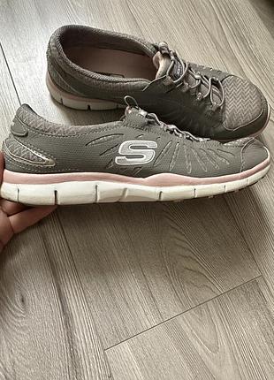 Кросівки skechers