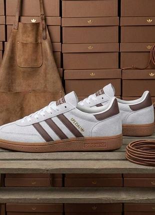 Adidas spezial sporty & rich