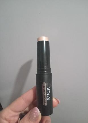 Хайлайтер от flormar