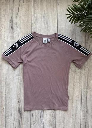 Футболка adidas
