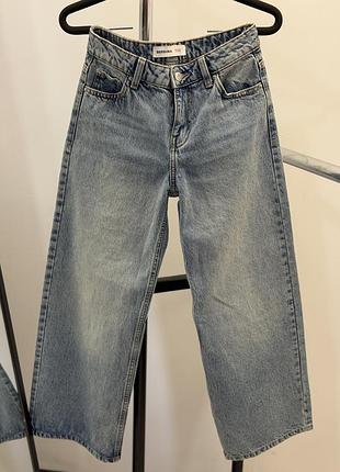 Широкі джинси баггі bershka