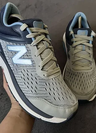Чоловічі кросівки new balance 847. p. 42.