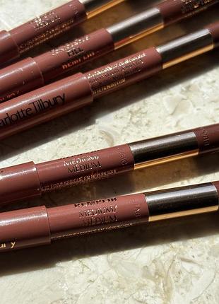 Двосторонній олівець для губ charlotte tilbury lip cheat contour duo, відтінок medium/medium