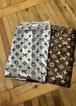 Хустини в стилі lv