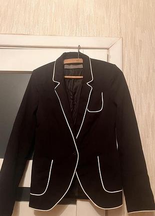 Жіночий піджак zara розмір s