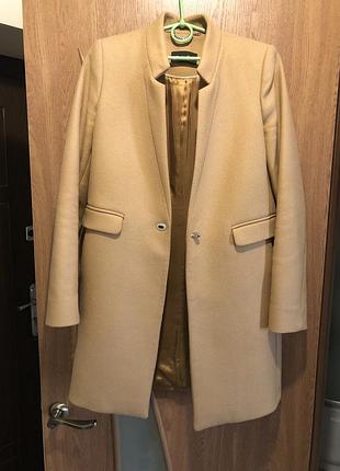 Пальто massimo dutti