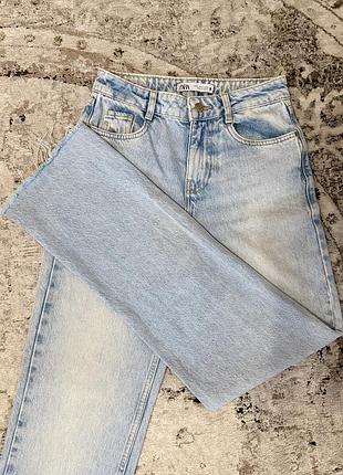 Блакитний джинси zara👖🩵
