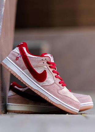 Nike sb dunk low strangelove