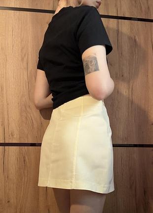 Спідниця міні zara масляного кольору, xs-s, бавовна