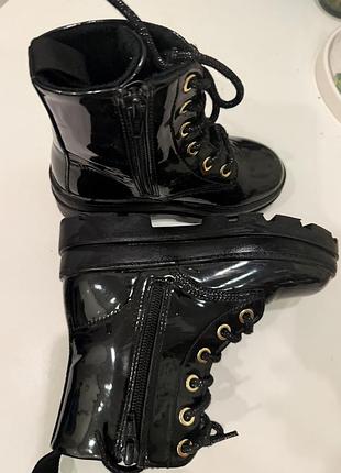 Демі черевики лакові h&m 28p 5