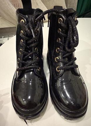 Демі черевики лакові h&m 28p 7